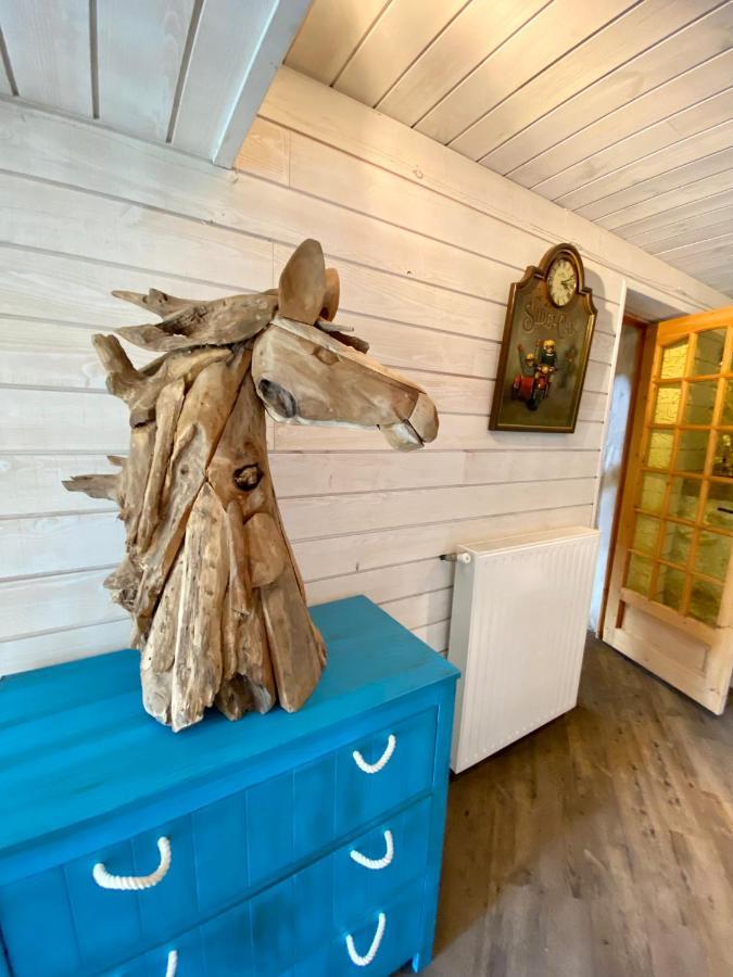 Gîte de Groupe: Spacious 160m² Retreat with Reception Hall and Garden Mazan-l'Abbaye Exterior photo